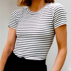 Splendid x @cellajaneblog striped crew tee. new with tags. Size large